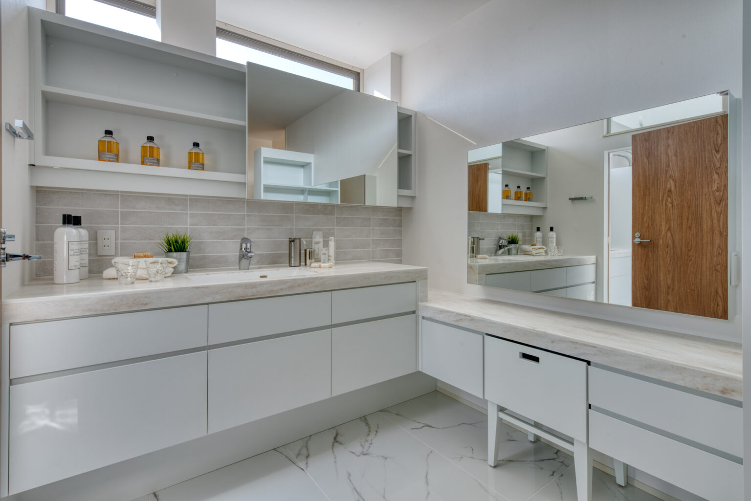 052 DSC05657-Edit 要再調整